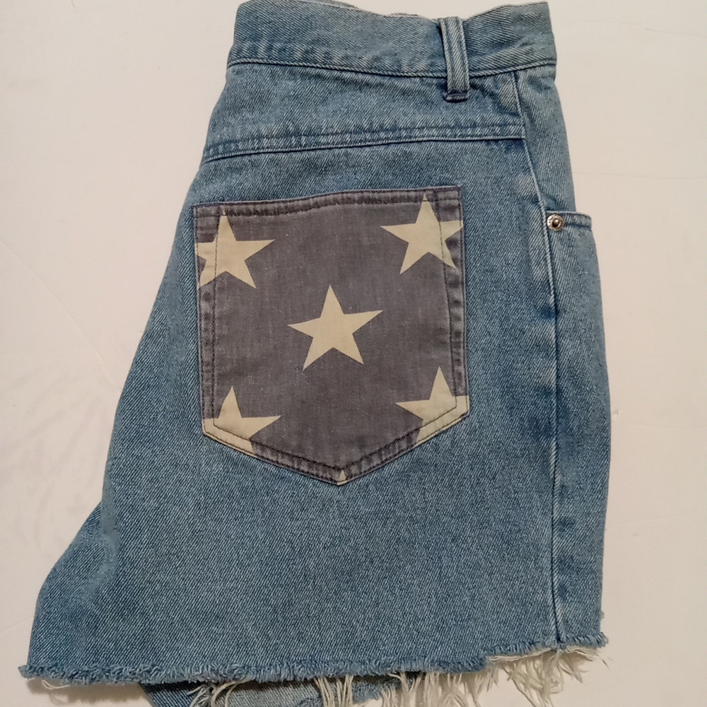 Cambridge Denim Shorts with Star Pocket Size 10